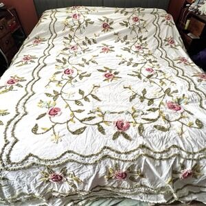 Vintage Floral Chenille Embroidered Cotton Bedspread Coverlet 103x120 White READ